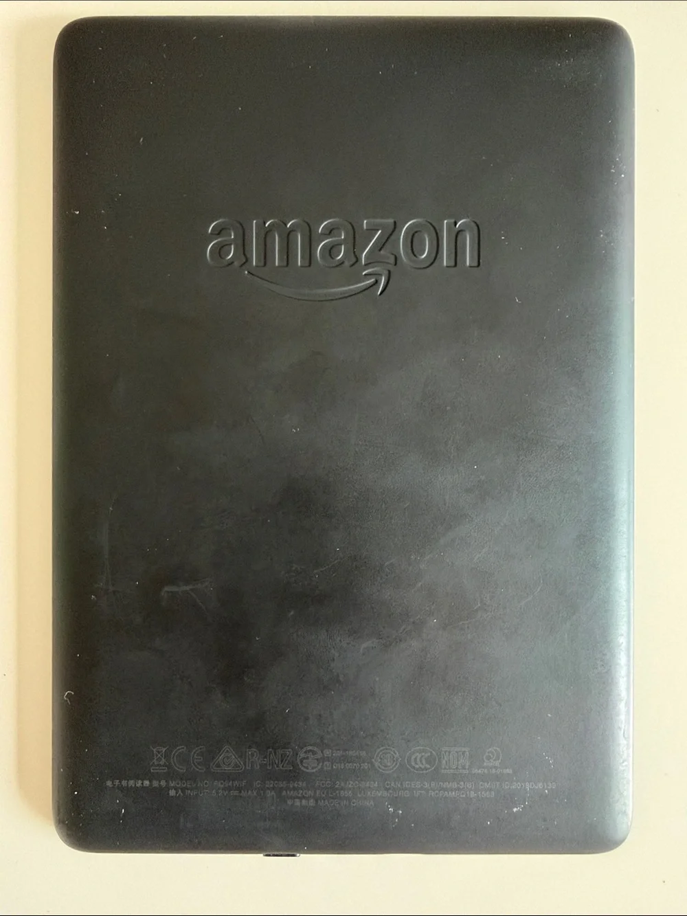 Kindle with USB Charger